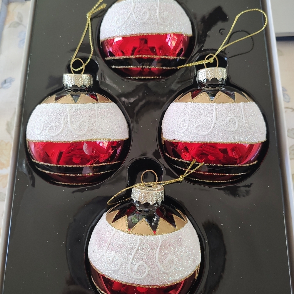 Kurt S. Adler Red and Black Ornament Nutcracker set of 4 - Picture 2 of 3
